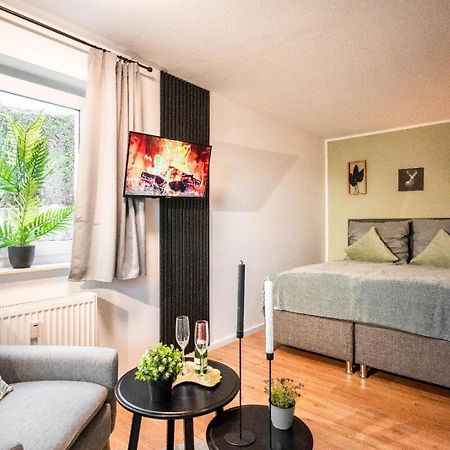 Apartment Ostersiek- Privater Eingang Mit Eigener Terrasse Bad Salzuflen Exterior foto